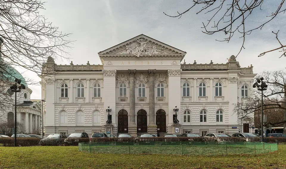 Zachęta Gallery & Saxon Garden